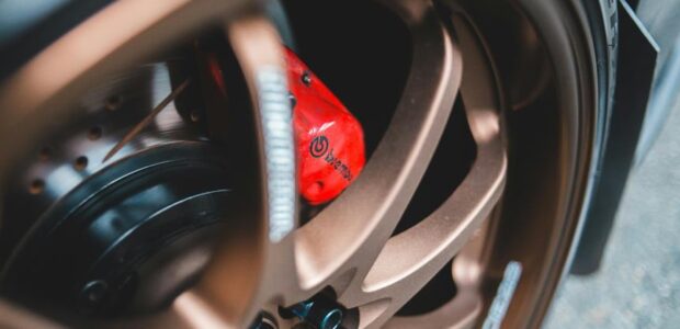 brake caliper definition explained