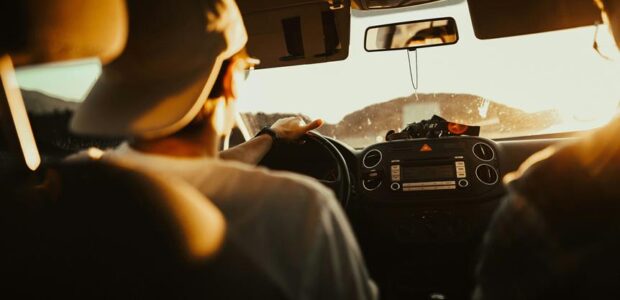 dashboard wrench light meaning