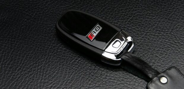 replace honda odyssey key fob battery