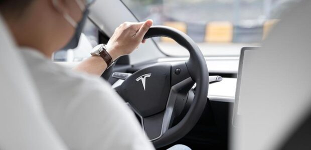 tesla s autonomous driving technology